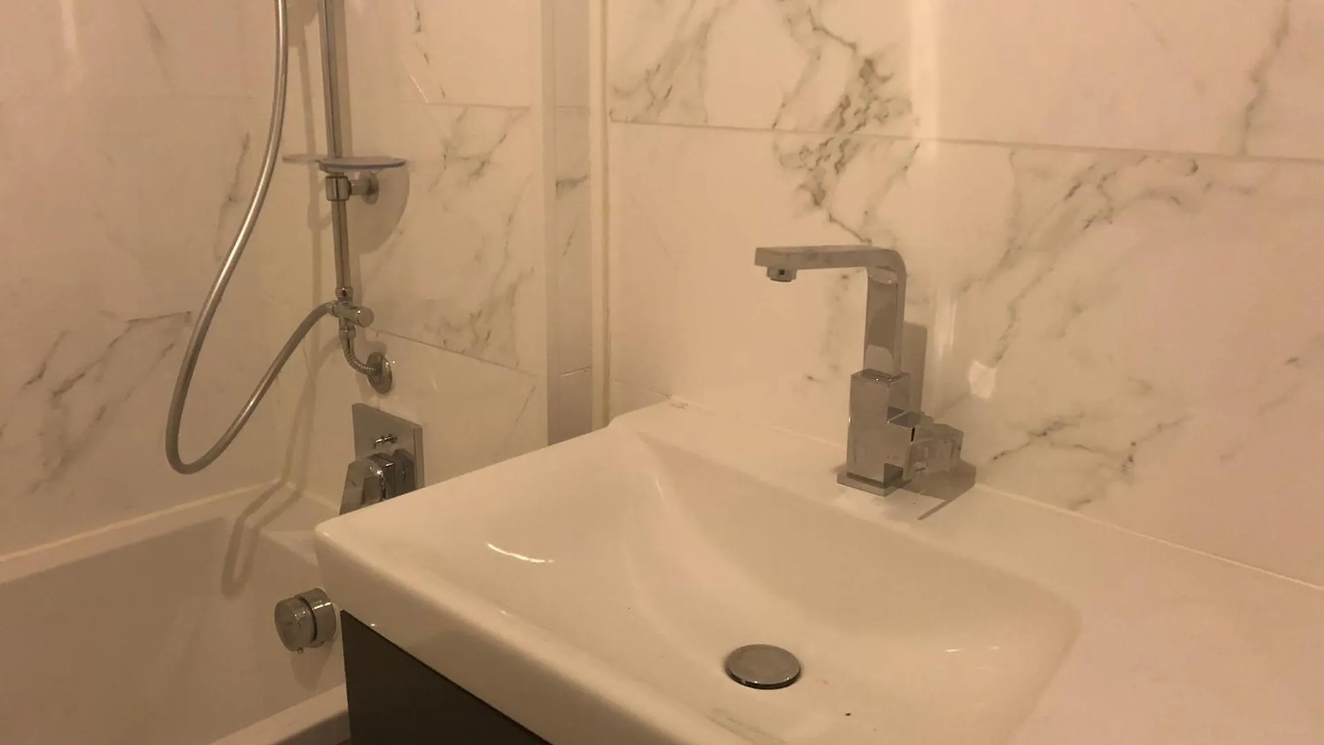 Studio Etoile Foch Paris 0*,