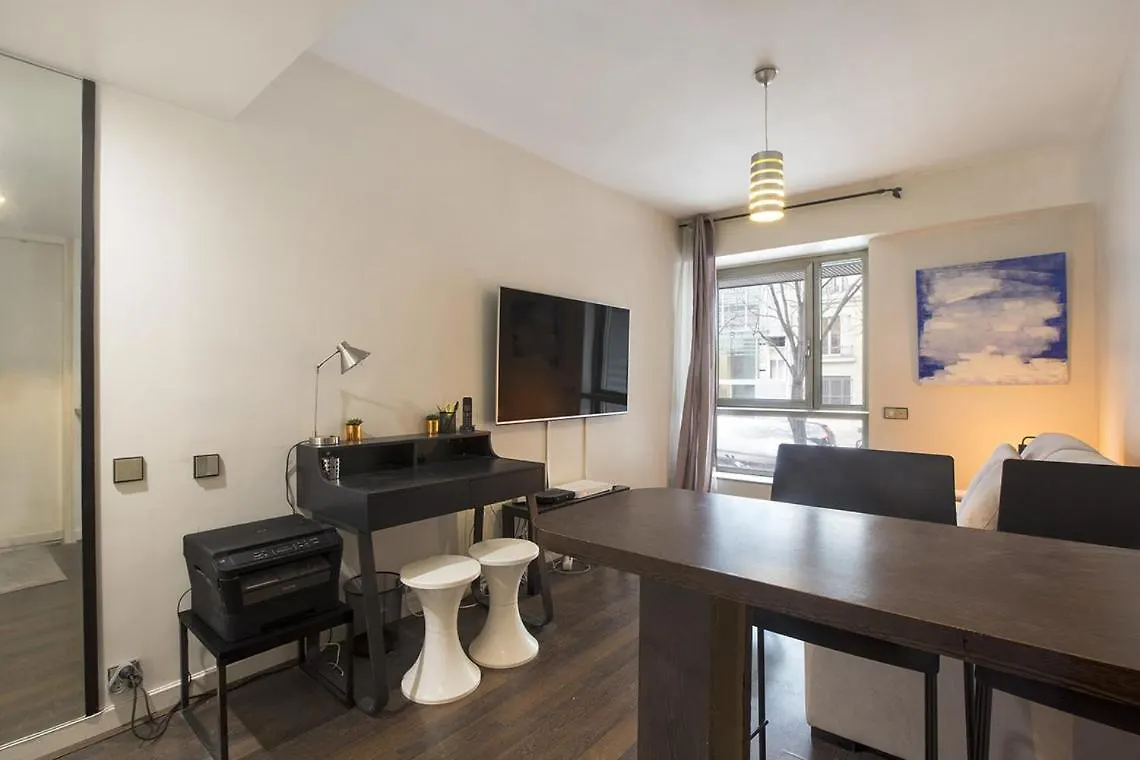 Apartment Studio Etoile Foch Paris France